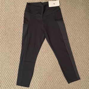 NWT Fabletics Leggings